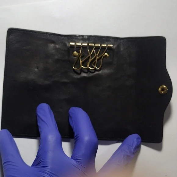 Bottega Veneta Black Leather Intrecciato 6 key holder 4.5x2.5-in, Women' Luxury - Picture 8 of 11